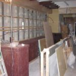 店舗デザイン設計実績事例-portugalia-ポルトガリア大阪淀屋橋-工事中店内-カウンターバック