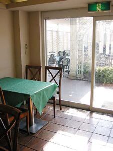 「味吉兆　心斎橋大丸」進行中その１