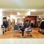 アパレル店舗デザイン設計事例-ドロワットロートレアモン(droite-lautreamont)大丸百貨店札幌店-店内の全景の写真