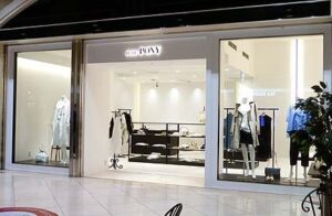 アパレル店舗デザイン設計実績事例-pure-PONY(ピュアポニー)ディアモール大阪-ファサード