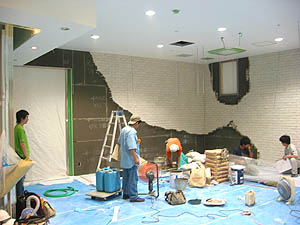 ゴーテボーグあべのhoop、工事中の店内