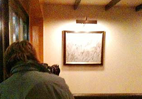 ピエドラの店内を撮影中のMazKenさん