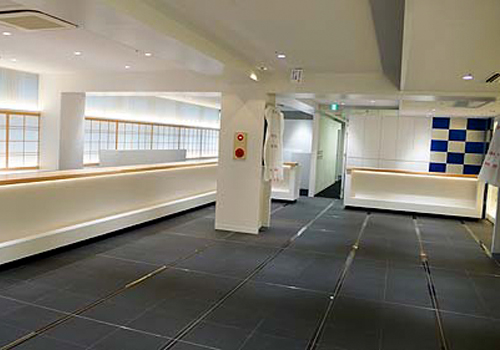 内装工事が完了した京都総合観光案内所