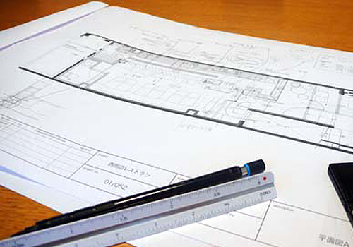 大阪のスペイン料理レストラン、ピエドラの店舗デザインの打ち合わせ内容を記入した平面プラン