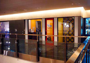 大阪市のポルトガル料理ワインレストラン、ヴィノテカ・ポルトガリア、リノベーションが完成したファサード