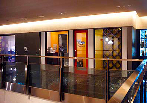 大阪市のポルトガル料理ワインレストラン、ヴィノテカ・ポルトガリア、リノベーションが完成したファサード